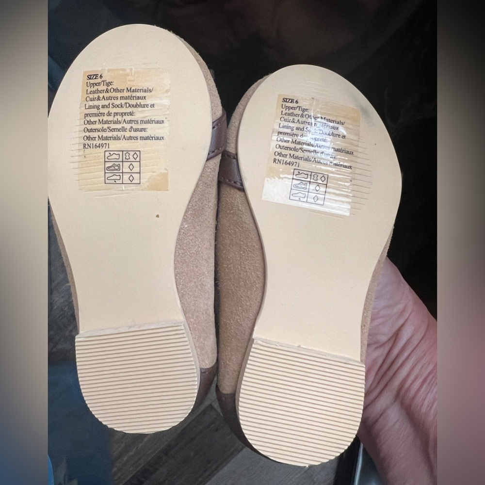 Janie and Jack Bridle Bit Tan Girls Dress Shoes. Size 6 New with Tags! - Picture 6 of 6
